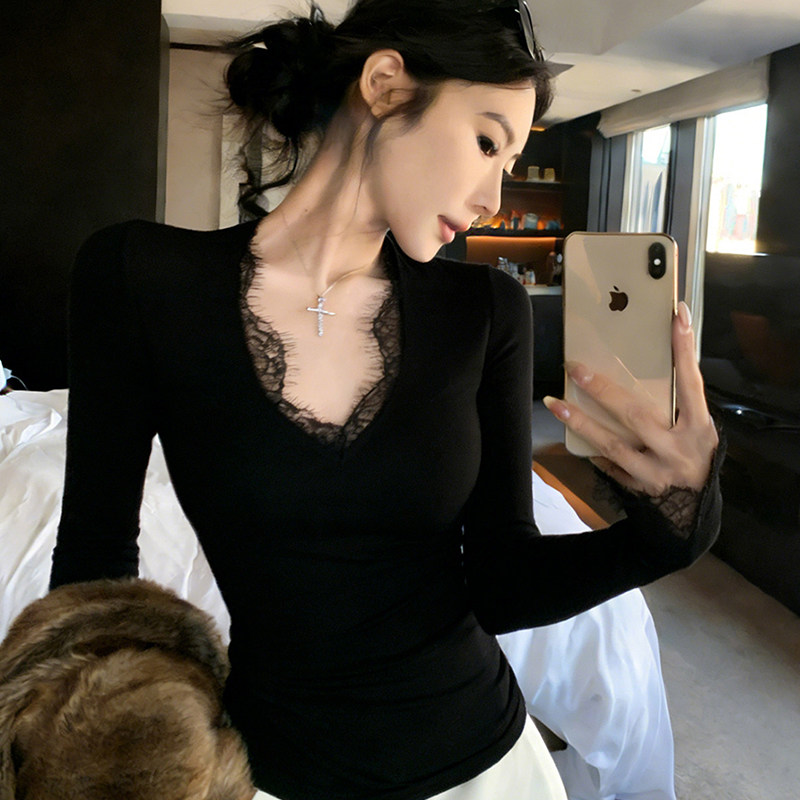 高级感黑色v领蕾丝打底衫女秋冬绝美修身显瘦长袖t恤内搭气质上衣