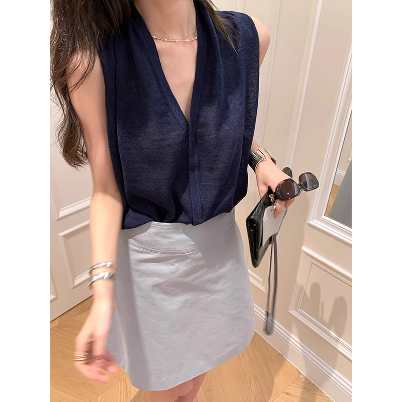 老钱风v领亚麻针织吊带背心上衣