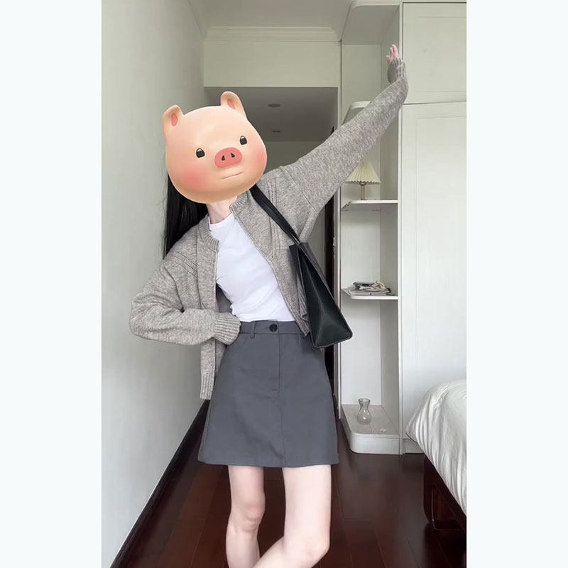 灰色长袖圆领针织开衫女秋季薄款短款修身慵懒风毛衣外套2025新款