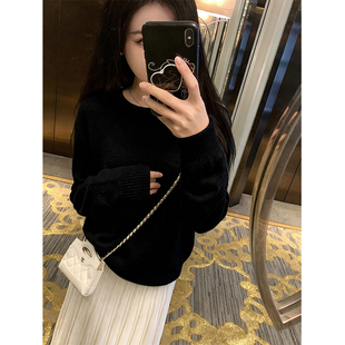 韩系高级感黑色圆领毛衣女秋冬季外穿休闲宽松加厚针织衫短款上衣