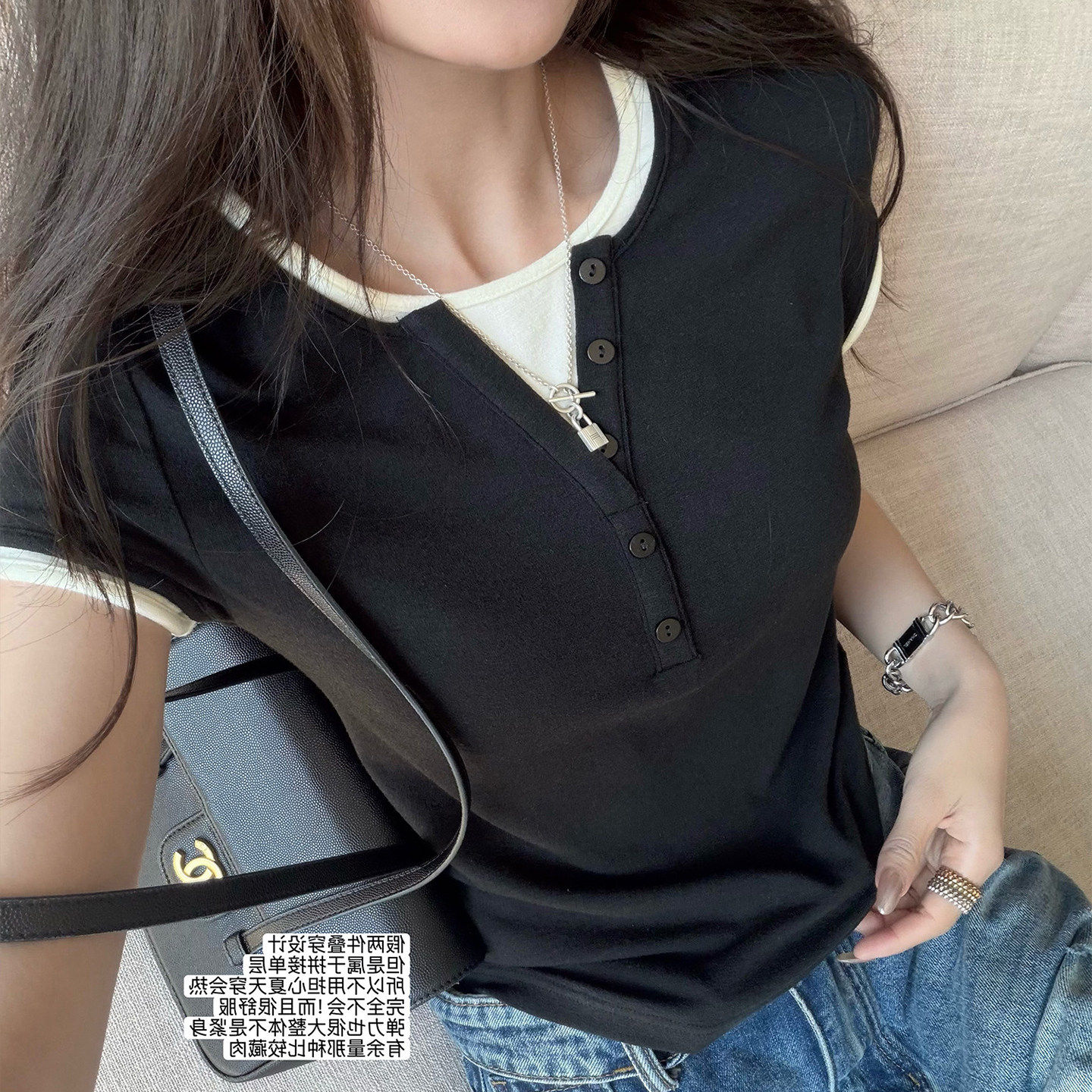美式黑色v领假两件短袖t恤女夏设计感小众正肩修身显瘦亨利领上衣