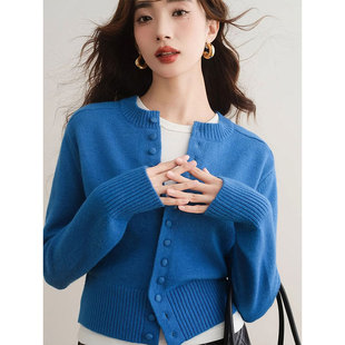 法式蓝色圆领针织开衫女秋冬老钱风穿搭修身短款毛衣外套气质上衣