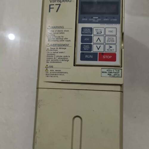 可维修安川F7变频器CIMR-F7B43P7 3.7KW设备议价