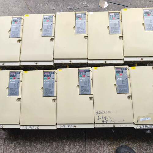 可维修安川V1000变频器15KW/18.5KW议价