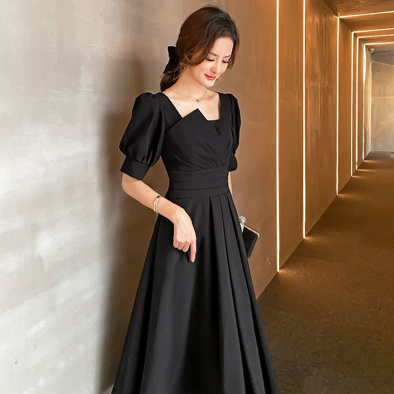 小众黑色晚礼服裙日常法式轻奢气质名媛小个子连衣裙女平时可穿