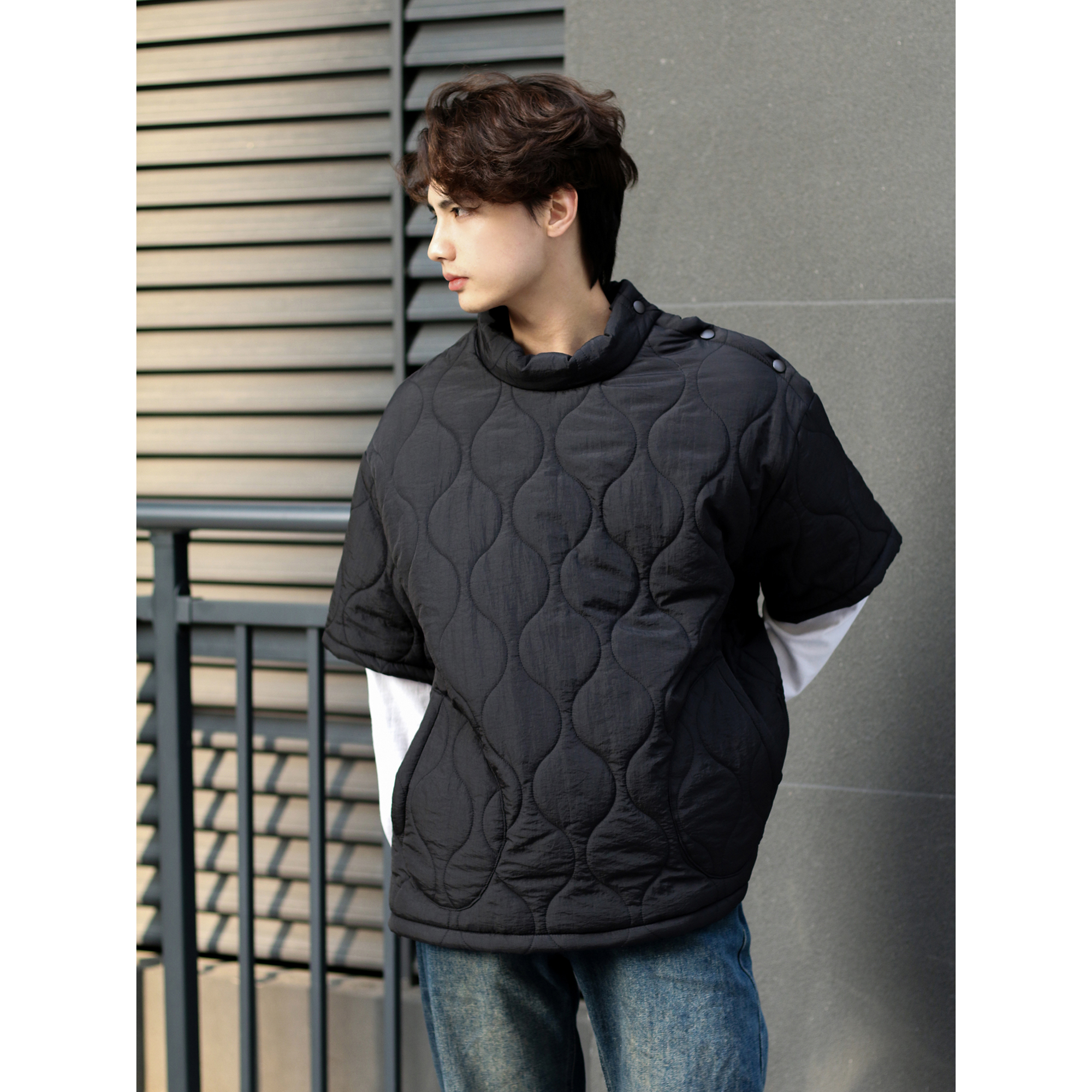 个性叠穿搭配半袖棉服外套