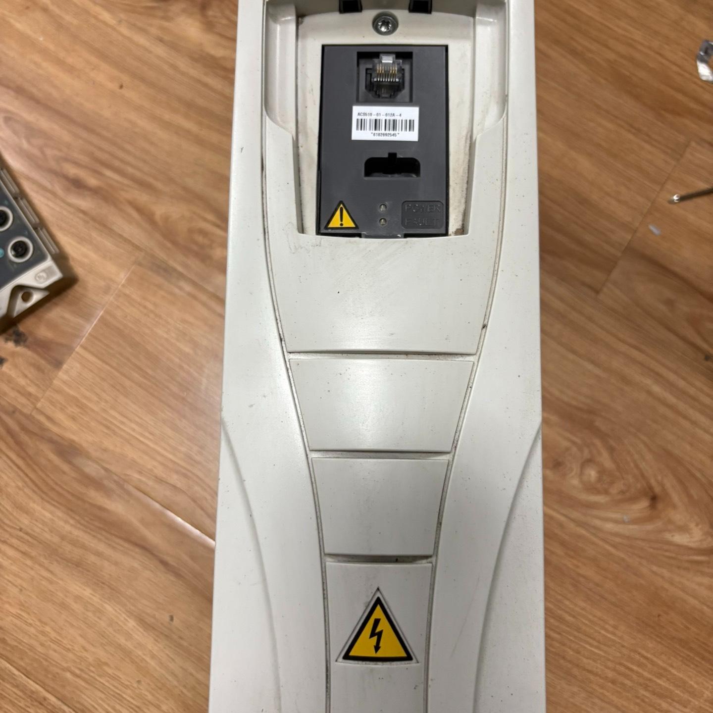 ACS510-01-012A-4二手拆机ABB变频器5.5K