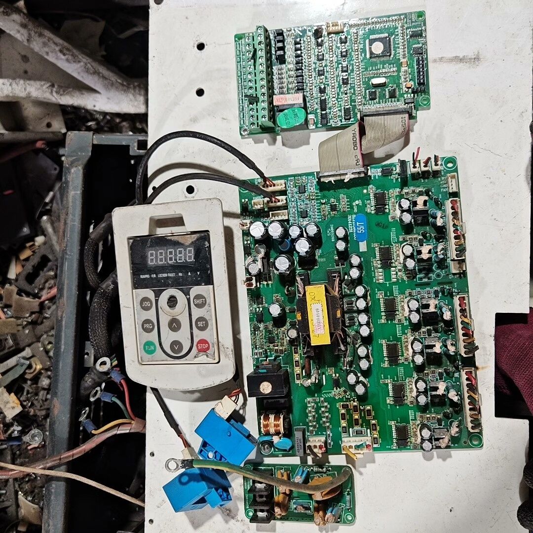 NVF2变频器主板驱动板55KW显示器