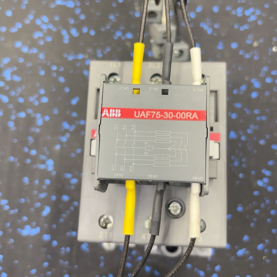 切换电容器接触器UAF75-30-00RA 100-2