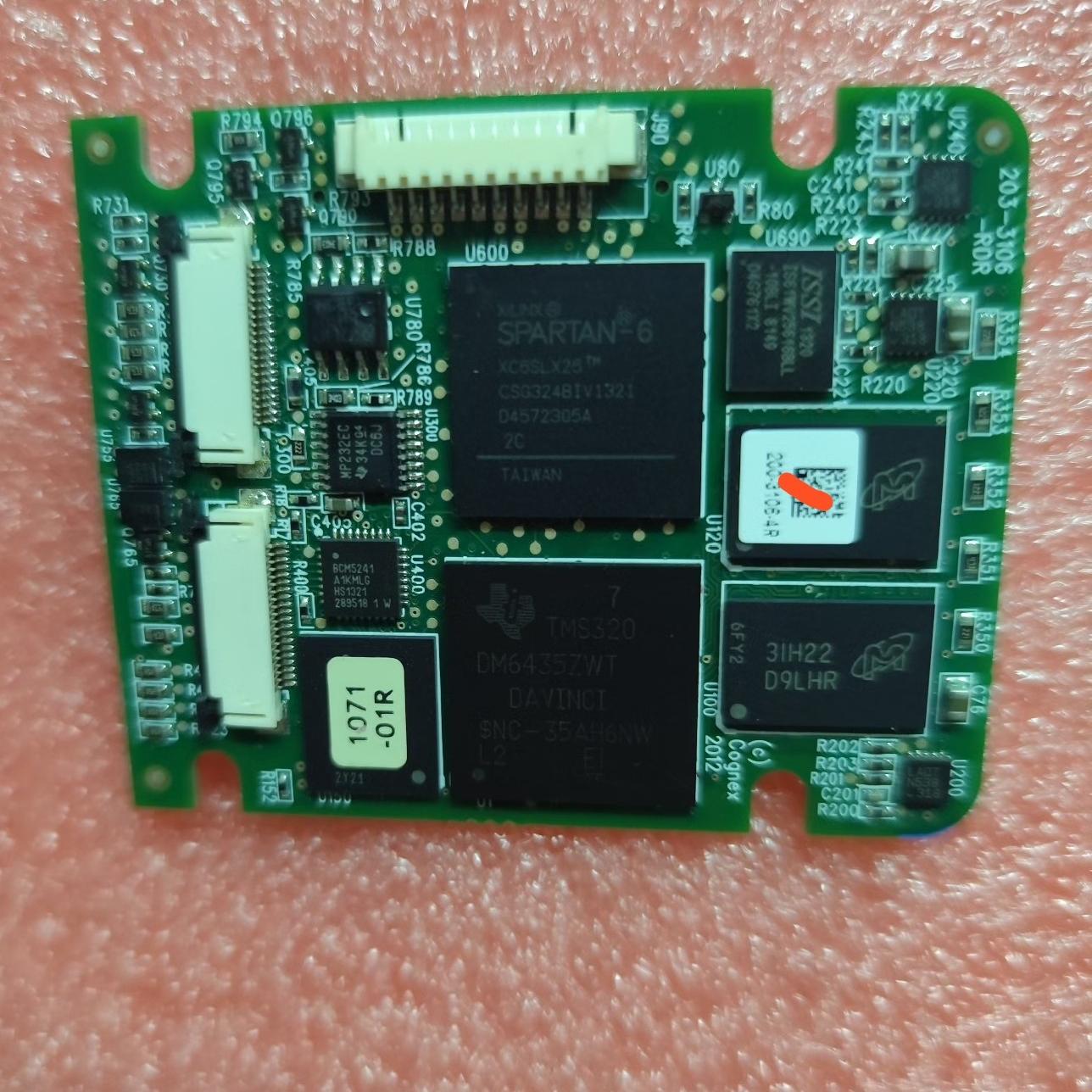 SPARTAN-6  xc6slx25 赛灵思芯片