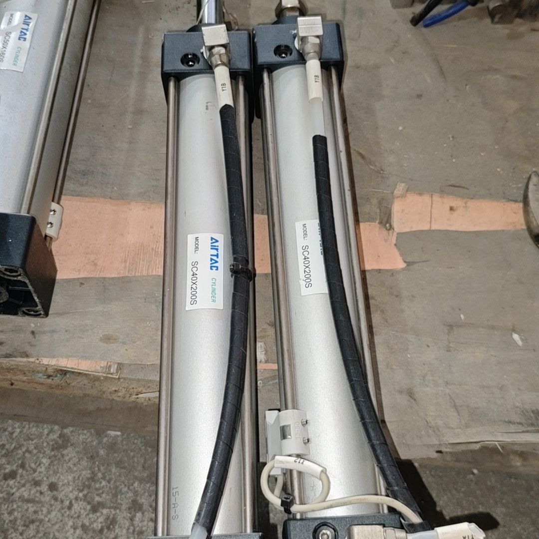 气缸 SC40X200S   拆机件  实物拍摄