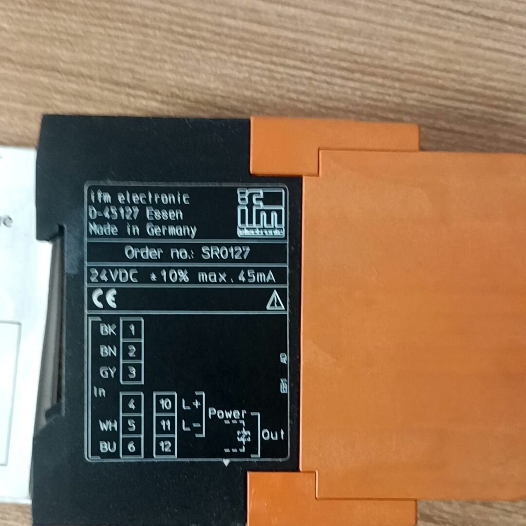 德国IFM易福门流量传感器的控制显示器SR0127