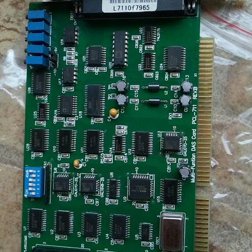 PCL-711研华工控卡 工厂设备拆机的 照片就是实物拍摄的