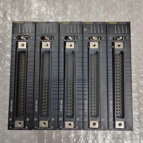 PLC     CJ1W-OD231实物[下]