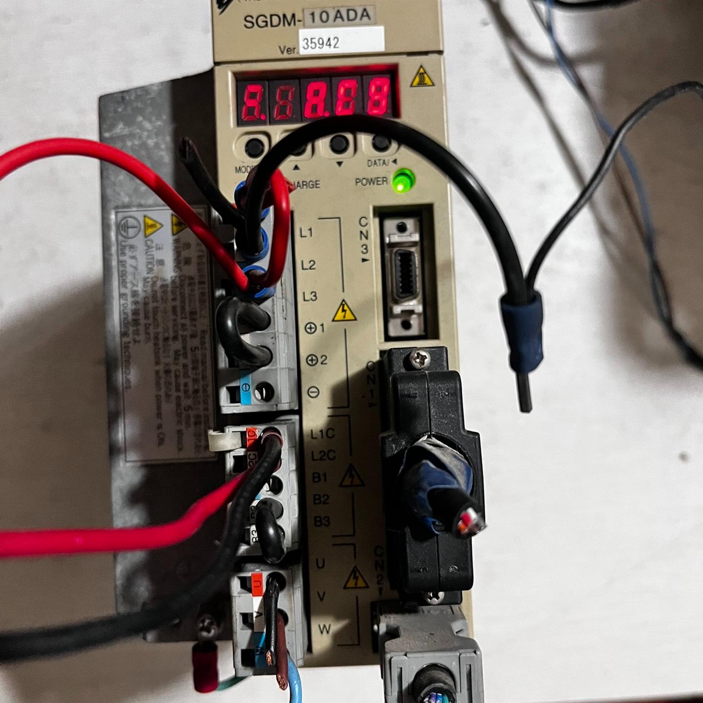 安川伺服驱动器SGDM-10ADA  拆机 成色如图 实