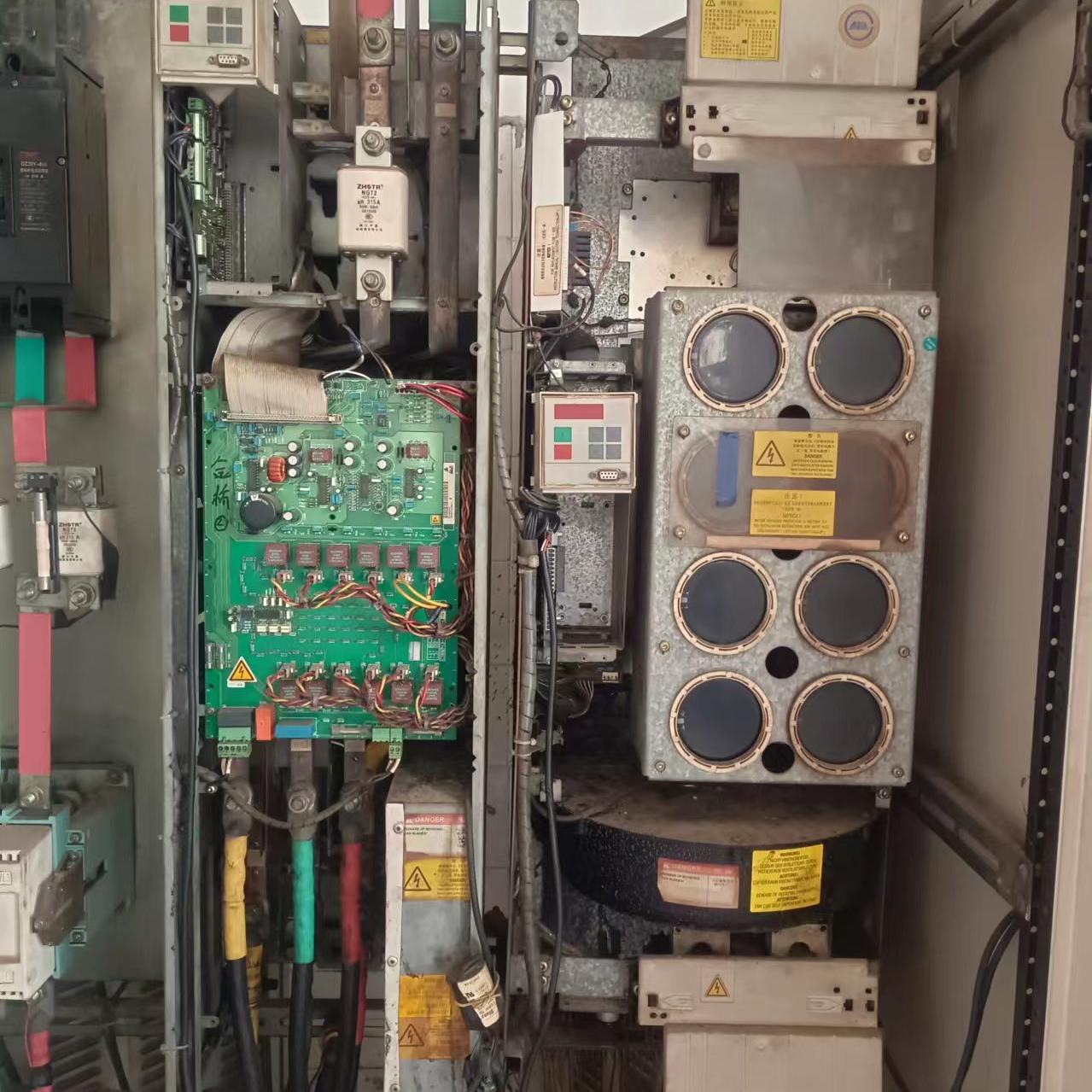 6SE7032-2EE85-1AA0  整流回馈单元2