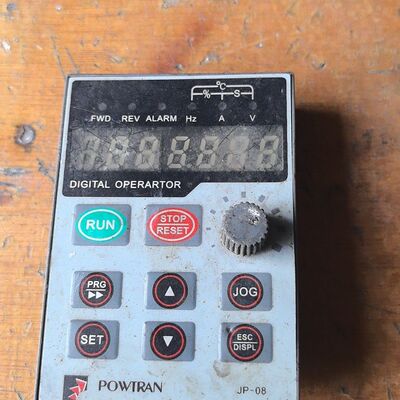普传变频器JP-08面板 拆机功能完好 显示清晰 正常按键操