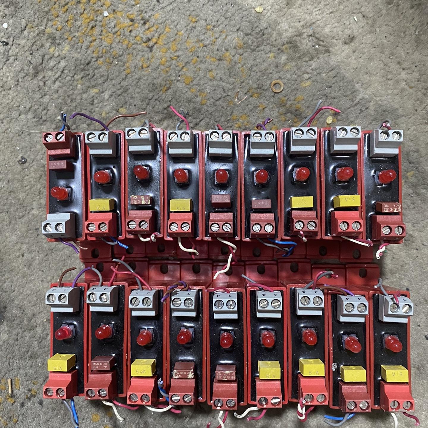 高斯诺C0RD0S固态继电器DR一0DC5 84115410