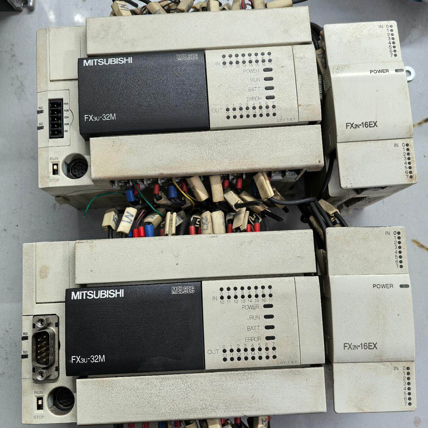 PLC   FX3U-32MT/ES-A  两台 带两台