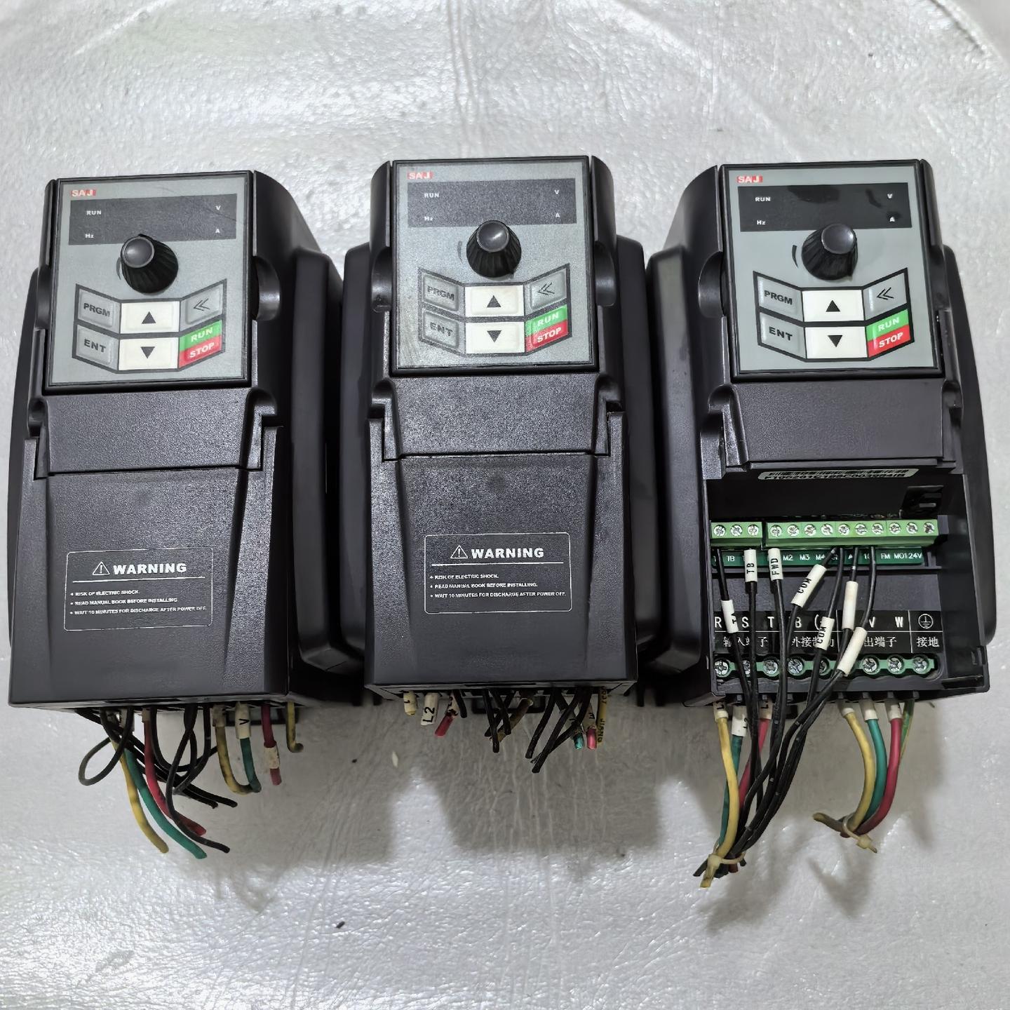 三晶变频器ATV13-4TR75GH.  0.75KW. 拆