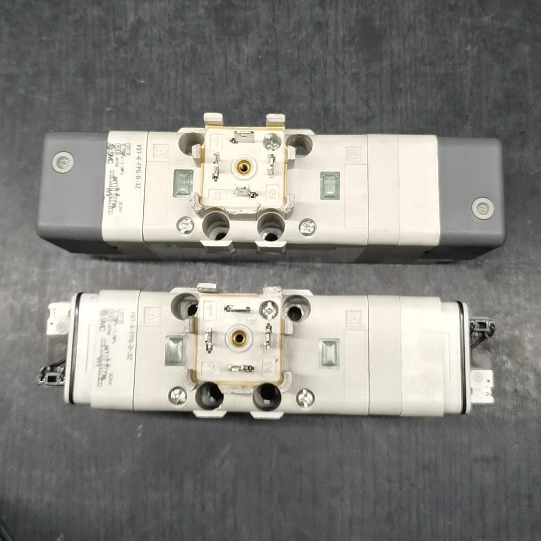 拆机电磁阀VQ7-6-FPG-D-3Z 两个其中缺