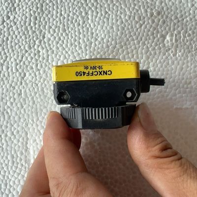 美国邦纳CNXCFF450红光传感器 没有 线长2米