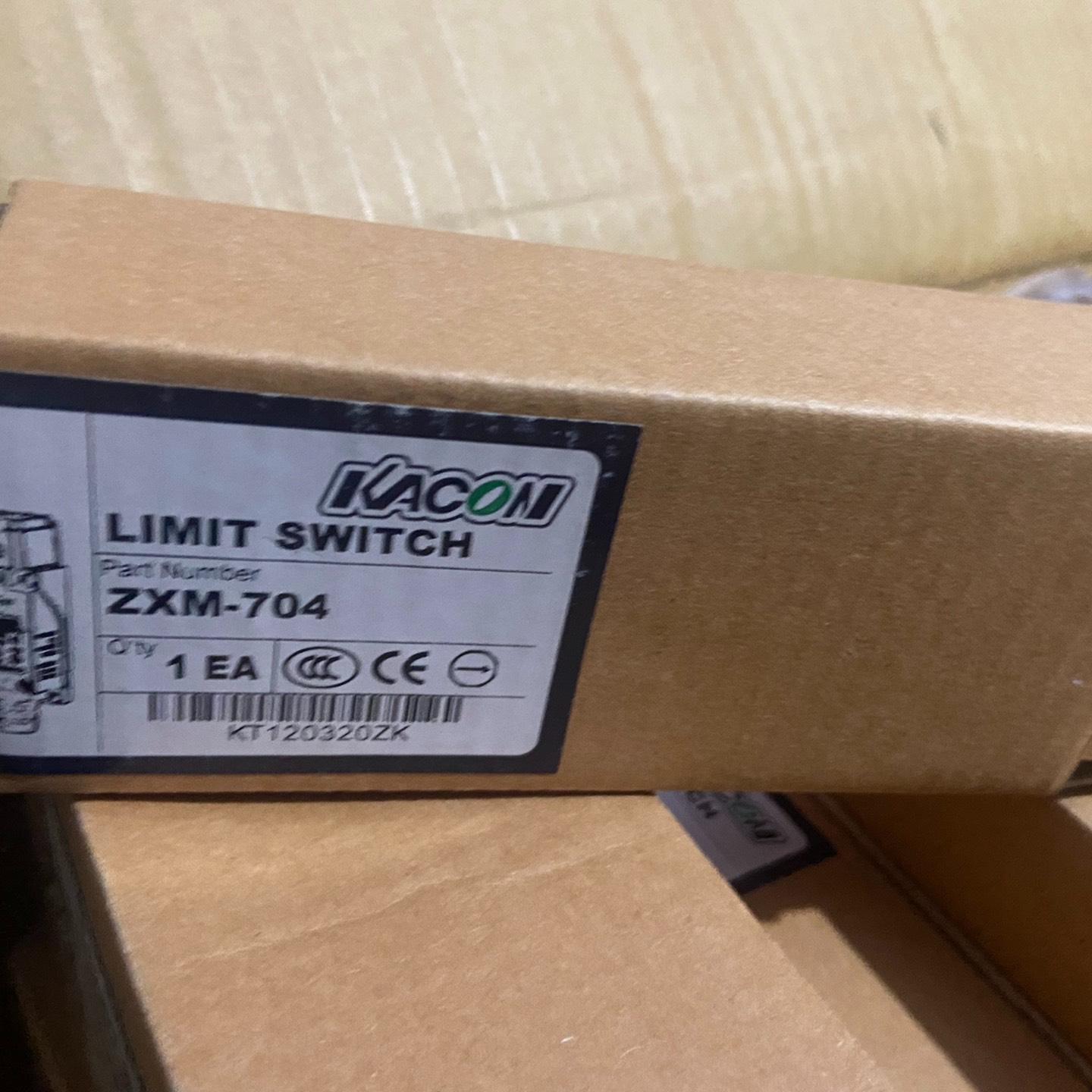 全新原厂凯昆行程开关ZXM-703 一共15个。可代替810