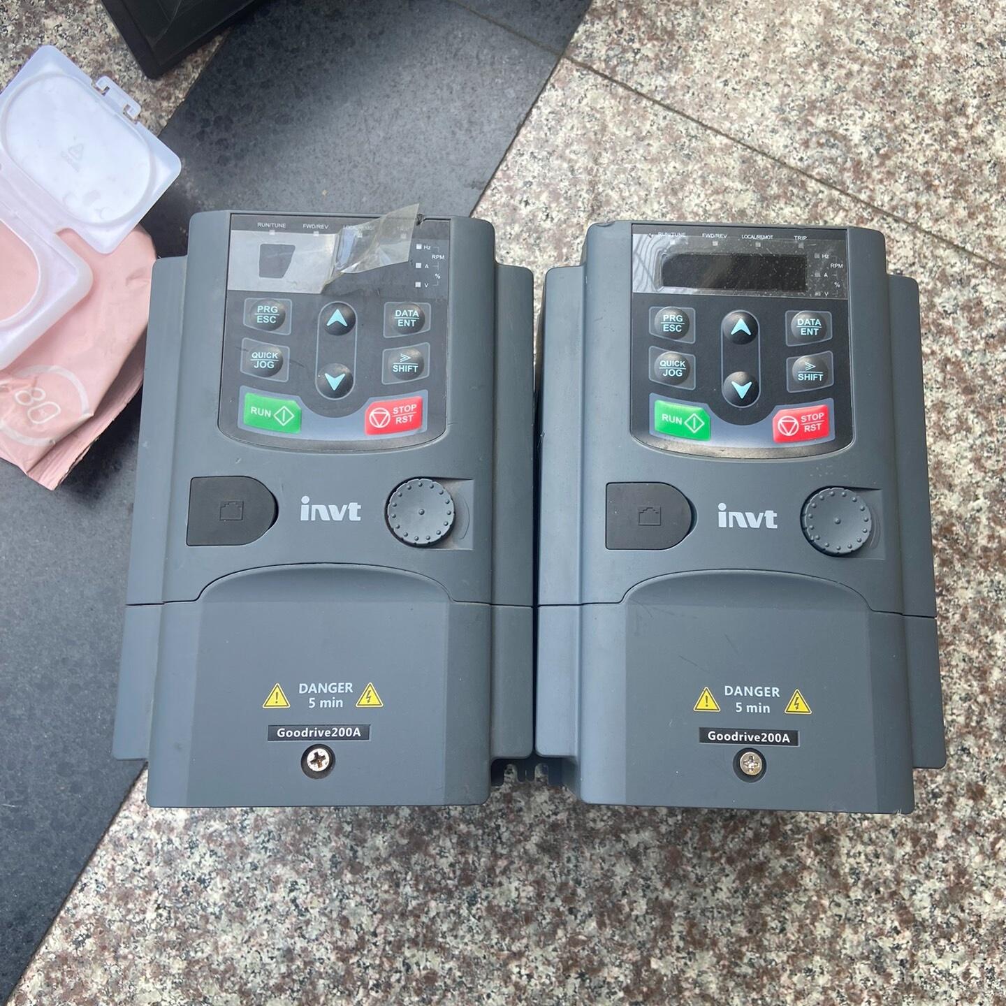 工程剩余两台全新没有包装英威腾GD200A-2R2G-4变频