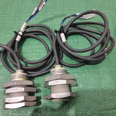 出/E2F-X10E1接近开关 几乎