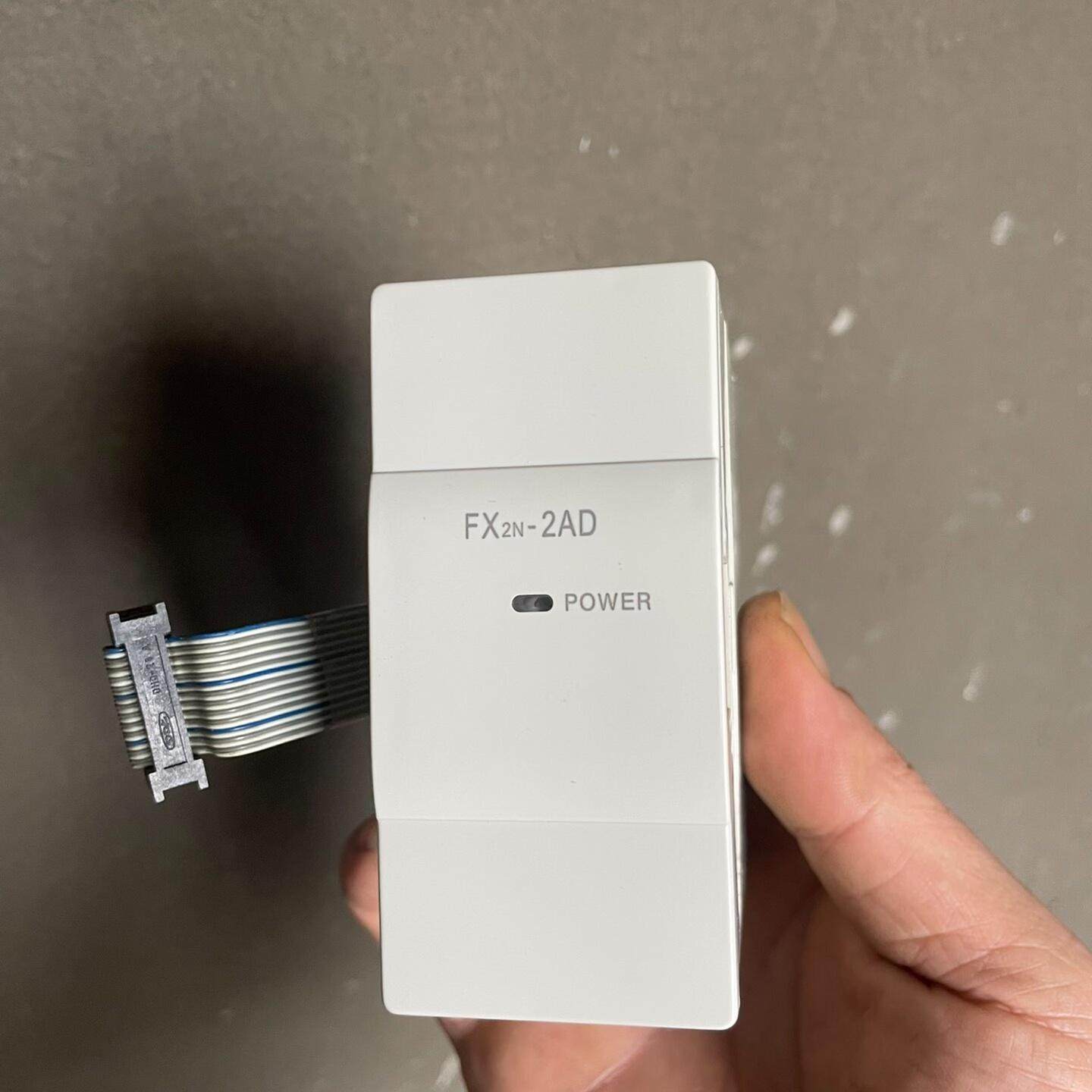 PLC FX2N-2AD 成色如图漂亮  出