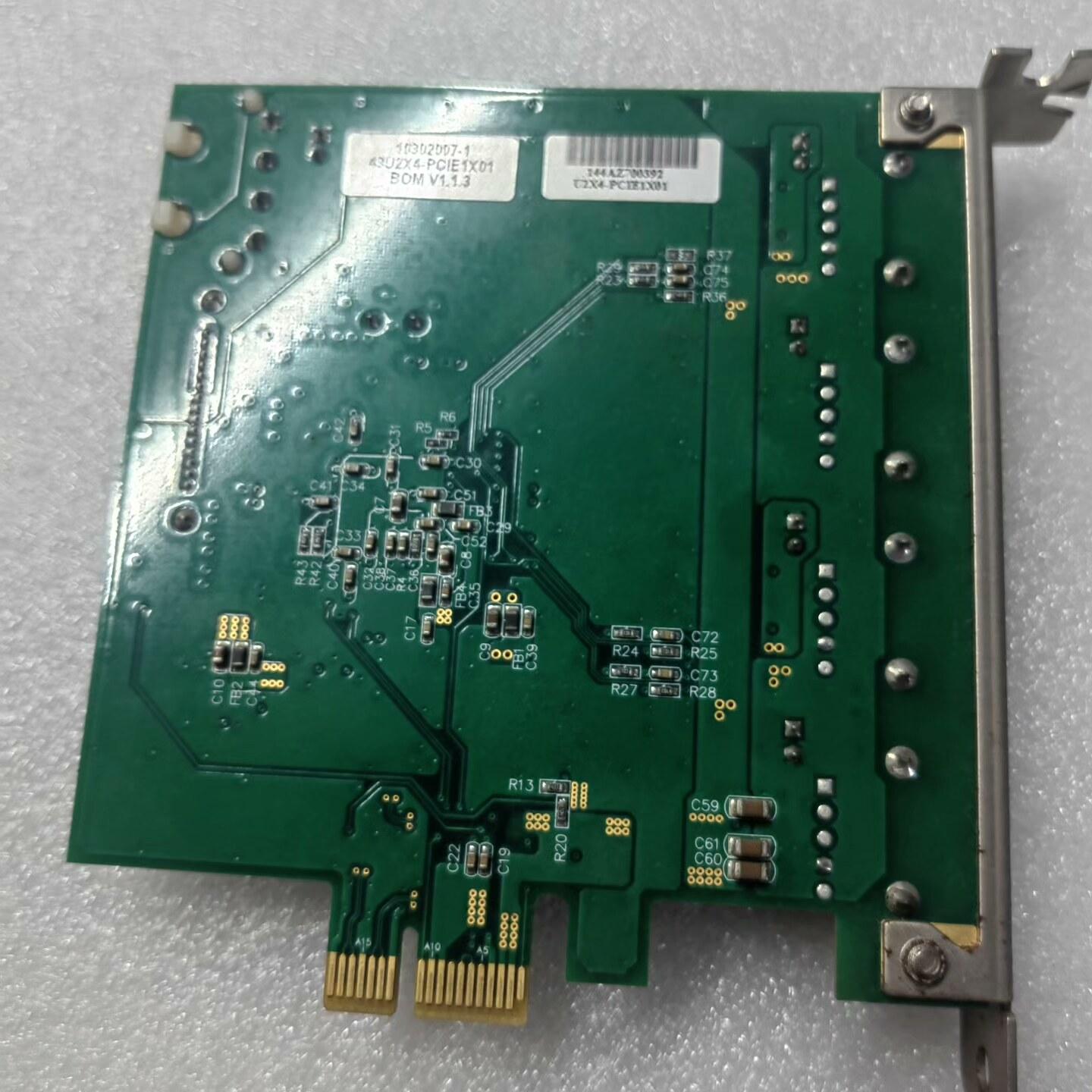 小卡板U2X4-PCIE1X01 小卡板10302007-1