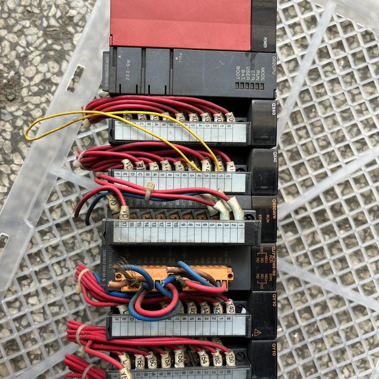 Q02cpu Qx40两个 Q68DAVN QJ71C2