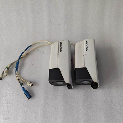 威视DS-2CD5A26EFWD-IZ 200万星光级红