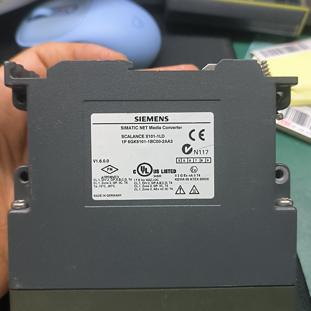 6GK5101-1BC00-2AA3 充新裸机 西门子X10