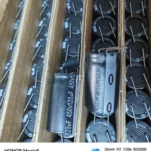 450V120UF18X32黑色右卧成型2/4MM