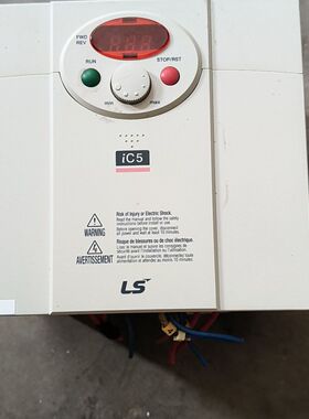 LS变频器 SV015iC5  1.5kw  220v  拆