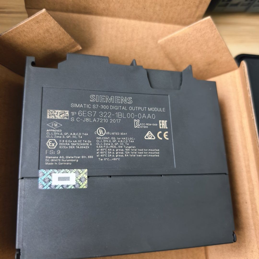 322-1BF01和322-1BL00 德国原装正品。外观成