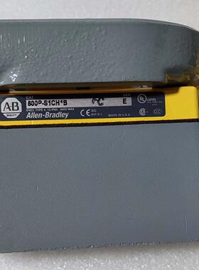 A.B罗克韦尔800P-S1CH1B手撑按扭 没使用如图实拍