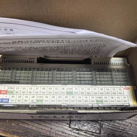 原包装现货韩国端子模块R32C-NS5A-40P R32C-