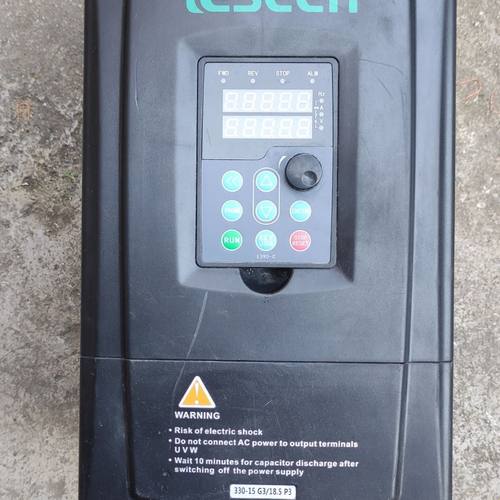 tESECh台创变频器 AC380V    15KW   拆