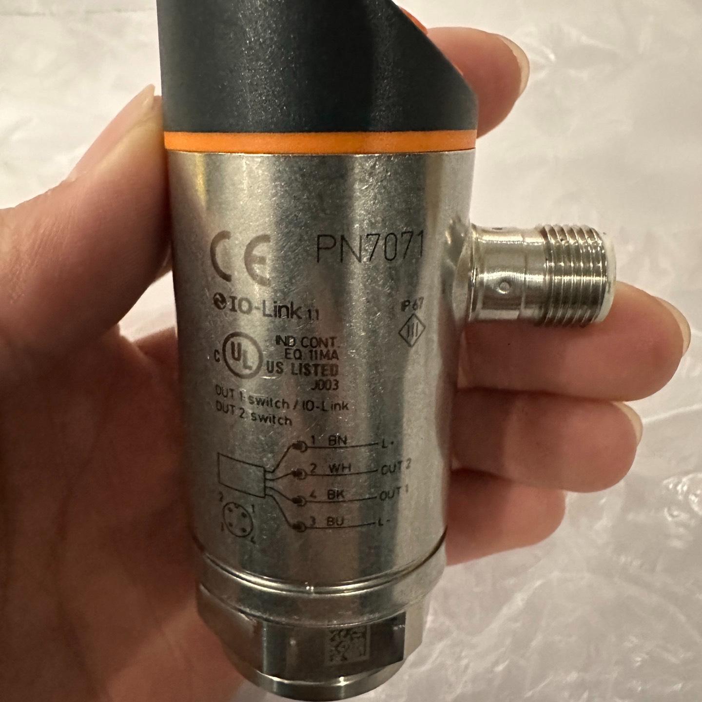 易福门PN7071压力传感器