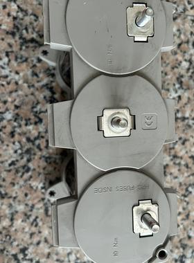 施耐德Varplus2三相电容 型号51333 容量14.3