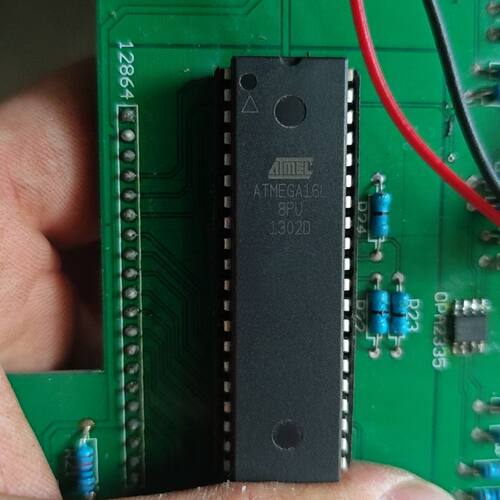 ATMEGA16L 8PU芯片实物如图。一起两个芯片。40包