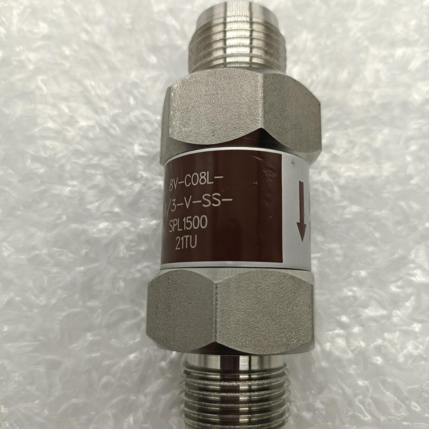 几乎全新的派克8V-C08L-1/3-V-SS-SPL150