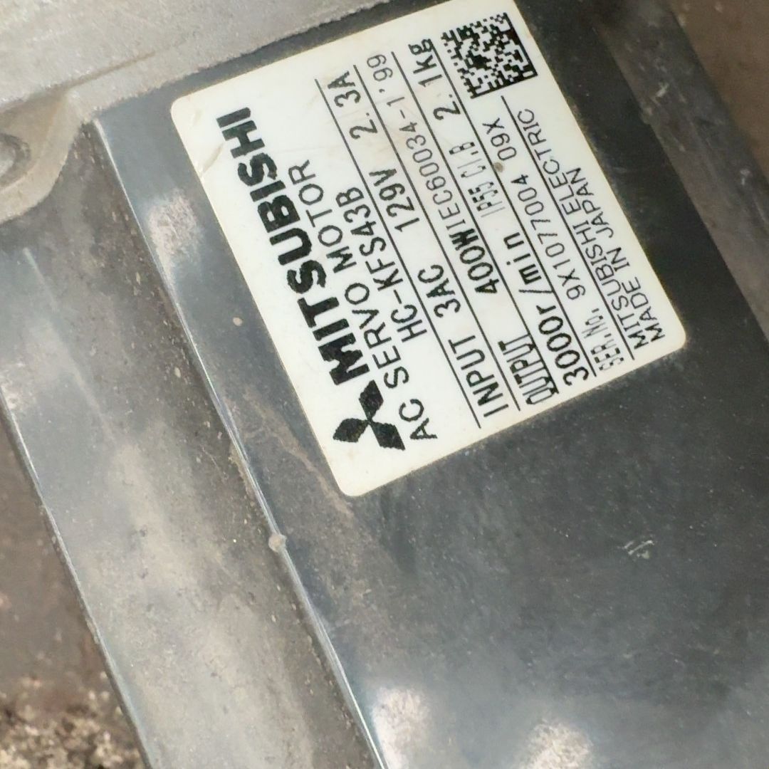 伺服电机 带刹车的 HC-KFS43B 成色很漂亮