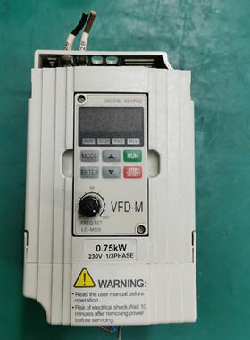 台达变频器VFD007M21A  220V  0.75KW