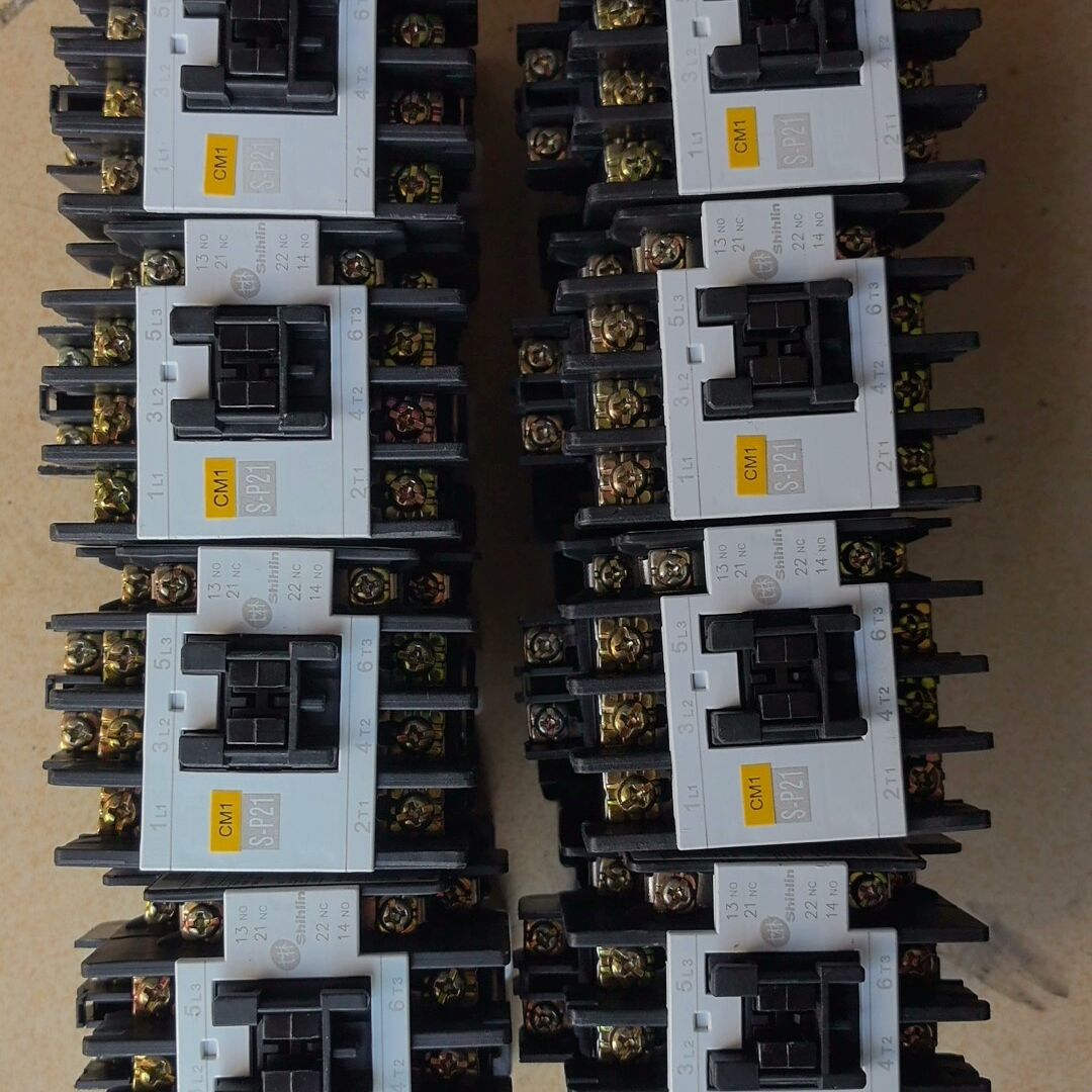 士林交流接触器S-P21 线圈电压220V 拆机 成色漂