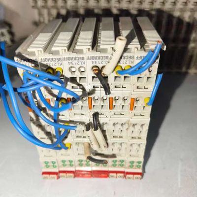 倍福KL2134 PLC模块 轻微使用痕迹 德国制造。实物拍