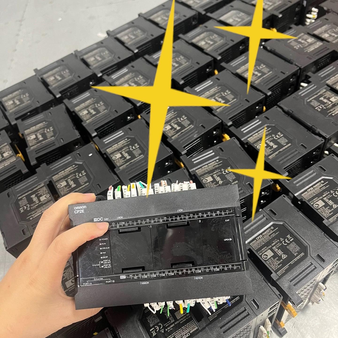 PLC CP2E-N40dt-D现货50台成色漂亮