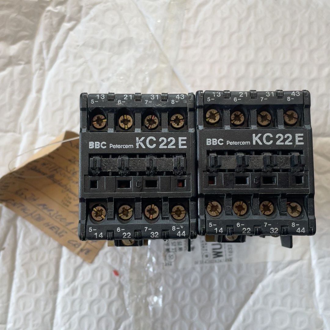 瑞士进口BBC接触器KC22E 全新库存 220V工作电压。